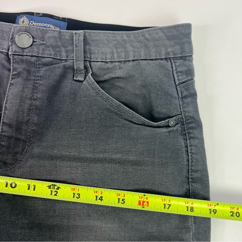 Democracy “Ab” Solution Women’s Gray Jeans Sz 10 Distressed Pockets Stretch - Picture 9 of 13